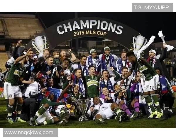 埃蒙与芬洛激战正酣谁能在这场较量中笑到最后